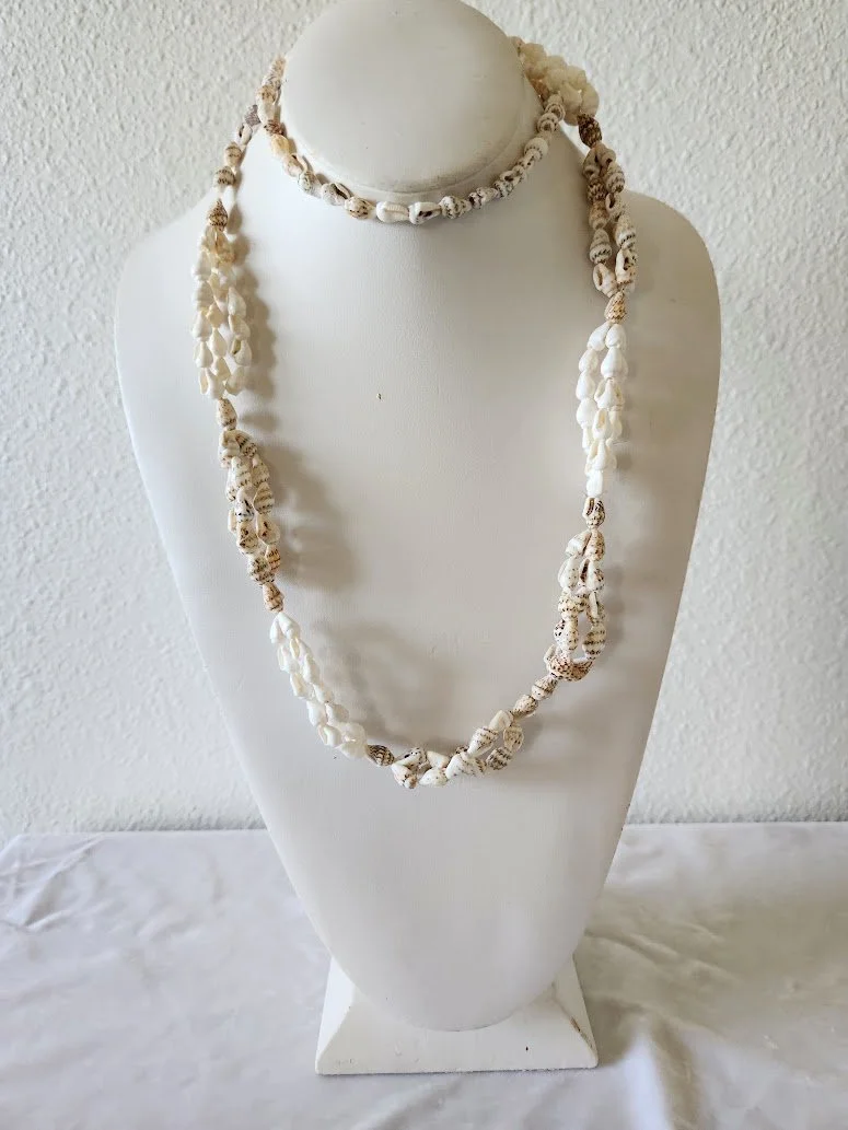 Long Shell Necklace 3.jpg