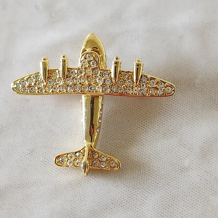 Airplane Pin 10.jpg