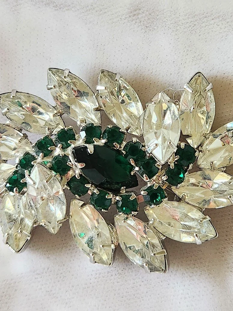 Green White RS Brooch 2.jpg