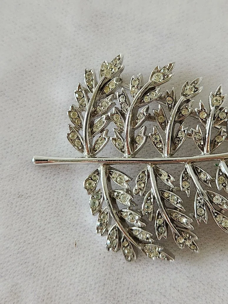 Trifari Silver Fern Brooch 6.jpg