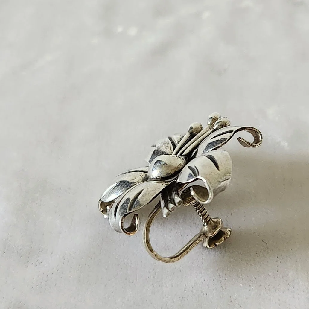 Mexican Silver Flower Earrings 10.jpg