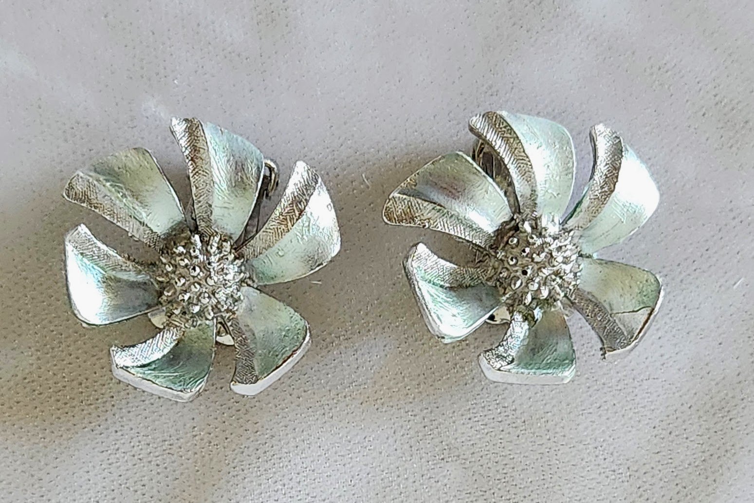 Coro Frosty Blue Earrings 1.jpg