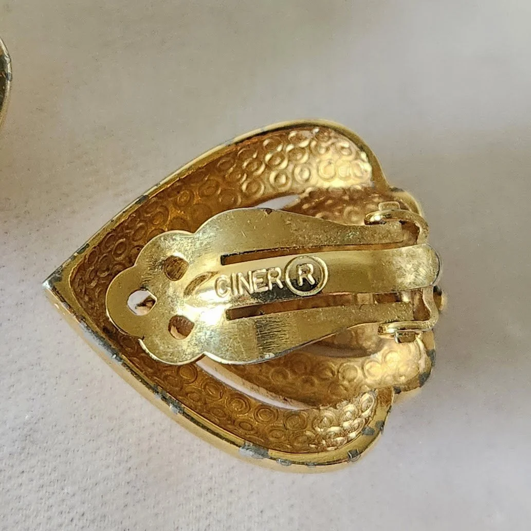 Ciner Gold Earrings 5.jpg