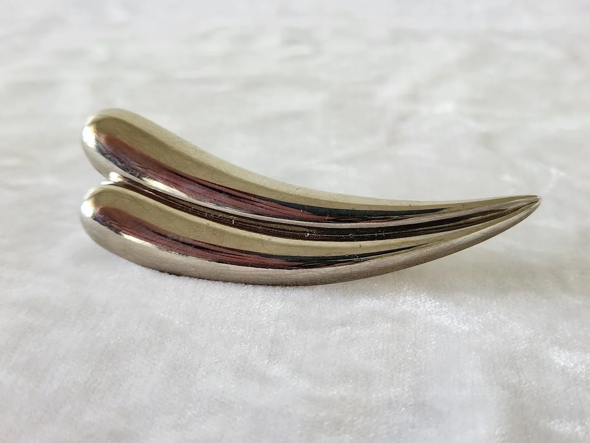 Thierry Mugler Brooch 7.jpg