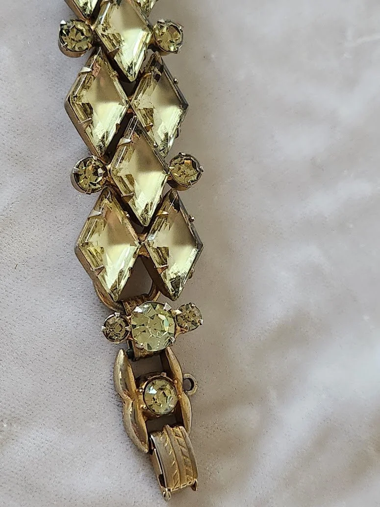 D&E Jonquil Frosted Yellow RS Bracelet 13.jpg