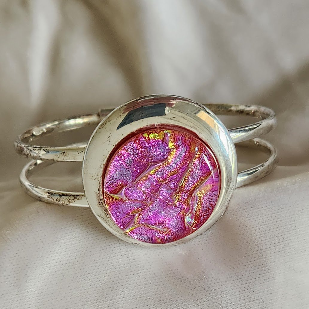 Pink Dichroic Glass Bracelet 13.jpg