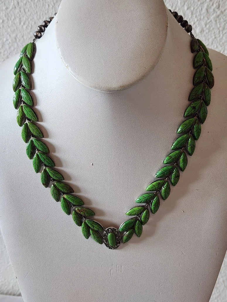 Carved Green Tuquoise Necklace 16.jpg
