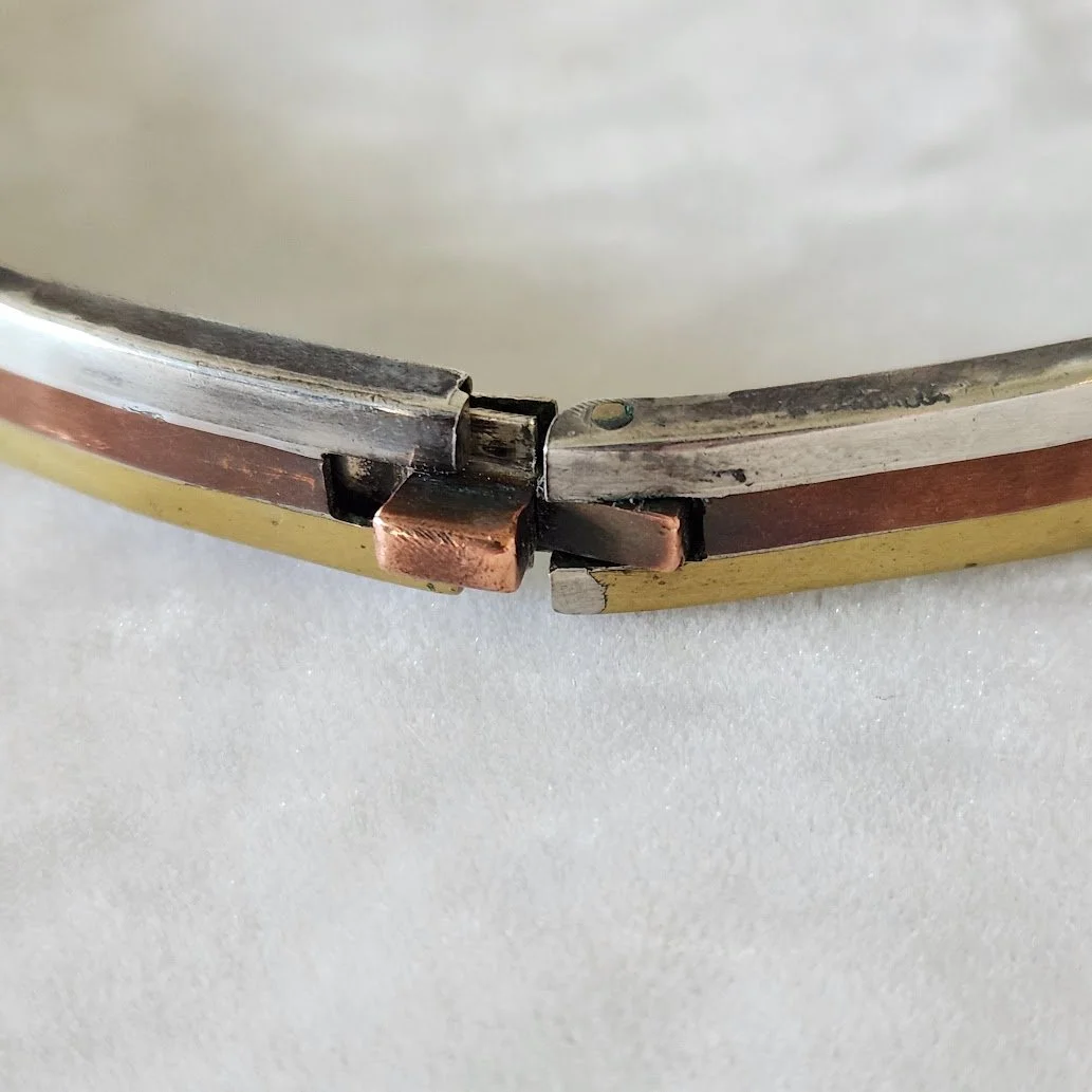 Los Castillo Choker 13.jpg