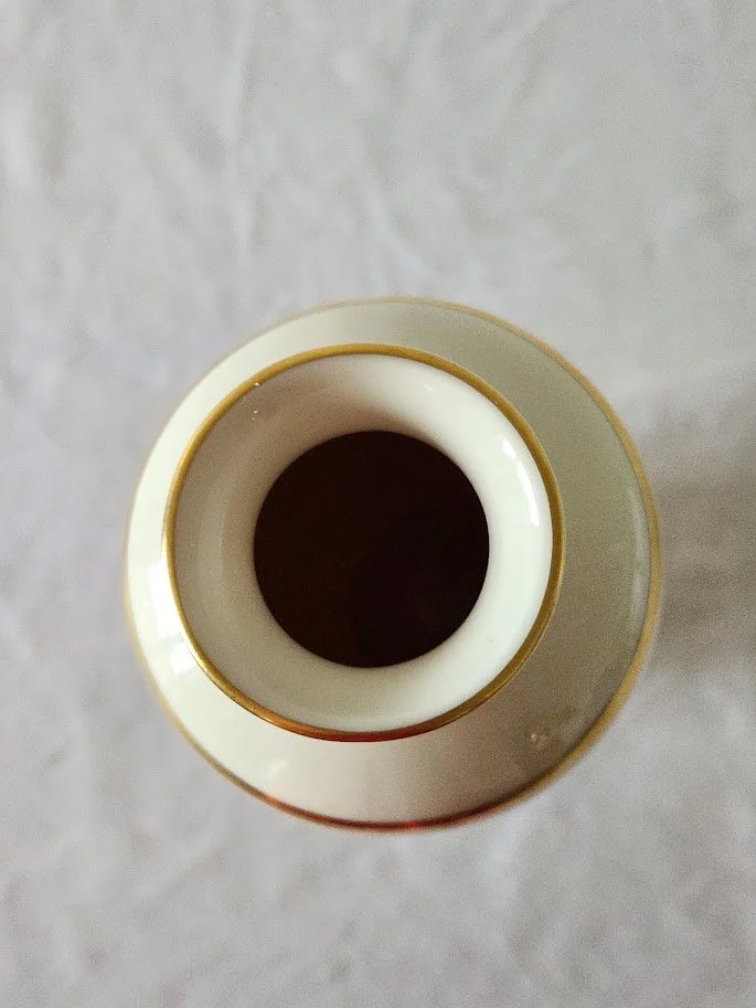 Cartier Vase 6.jpg