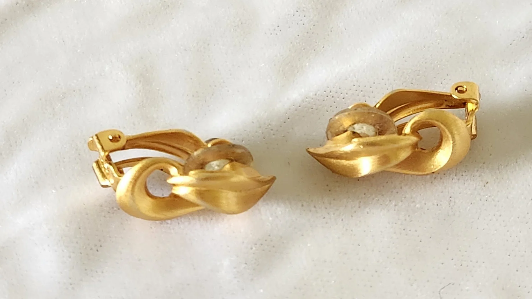 Anne Klein Flame Earrings 1.jpg
