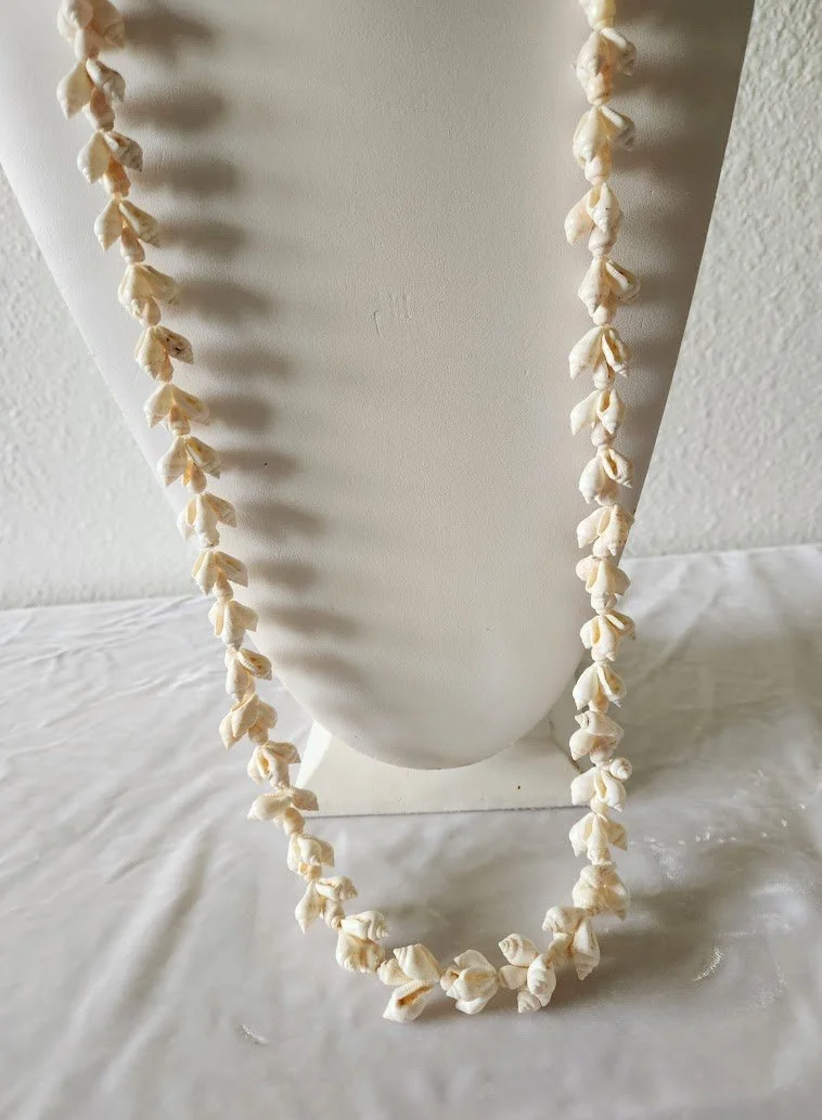Shell Necklace 2.jpg