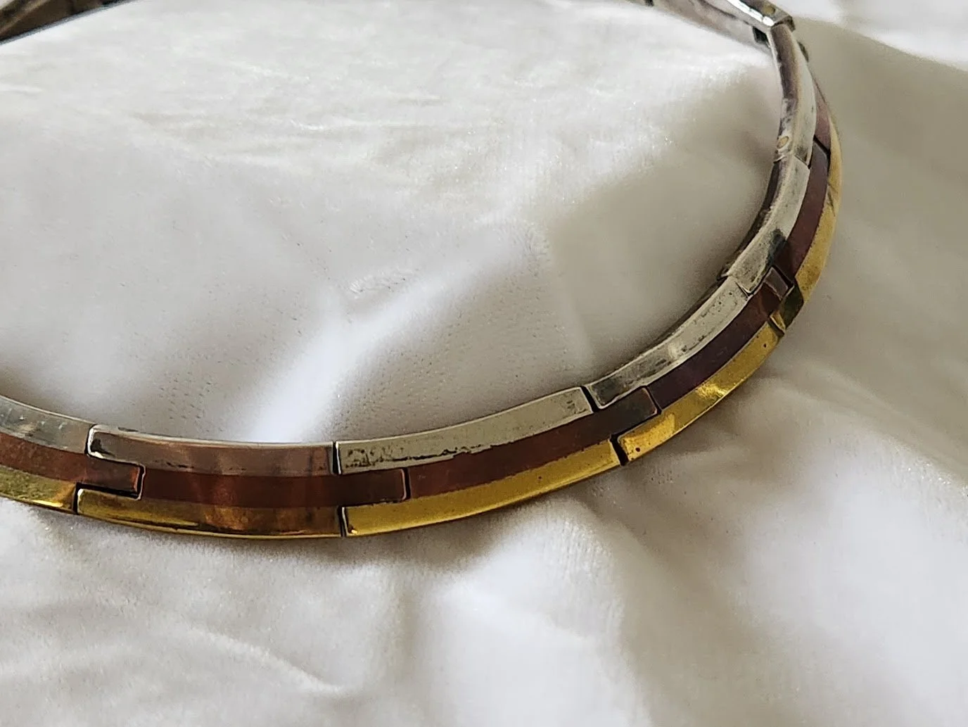 Los Castillo Choker 19.jpg
