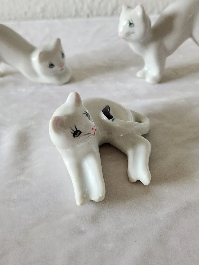 Three Cats 16.jpg