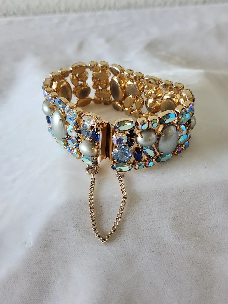 Blue AB & Faux Blue Pearls Bracelet 13.jpg