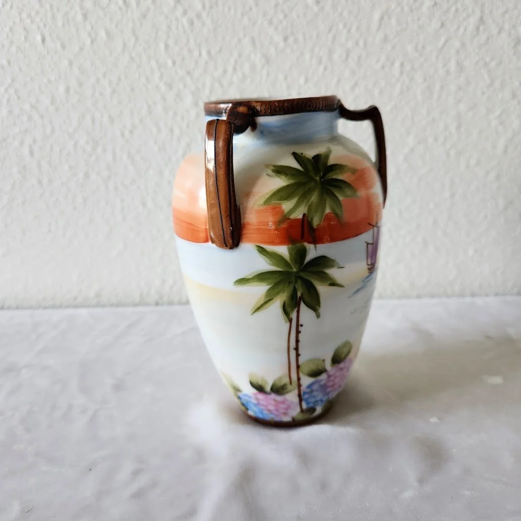Japanese Vase 5.jpg