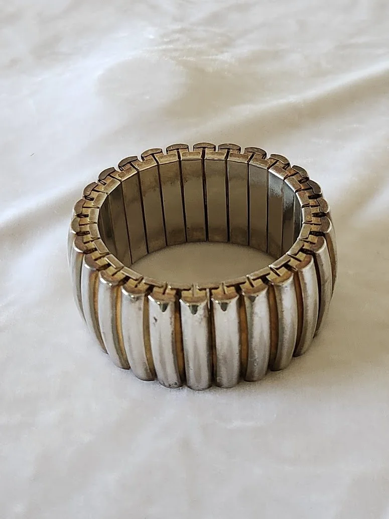 Big Silver Expansion Bracelet 11.jpg