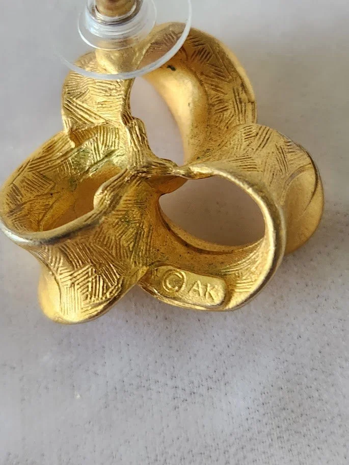 Anne Klein Loop Brooch 13.jpg