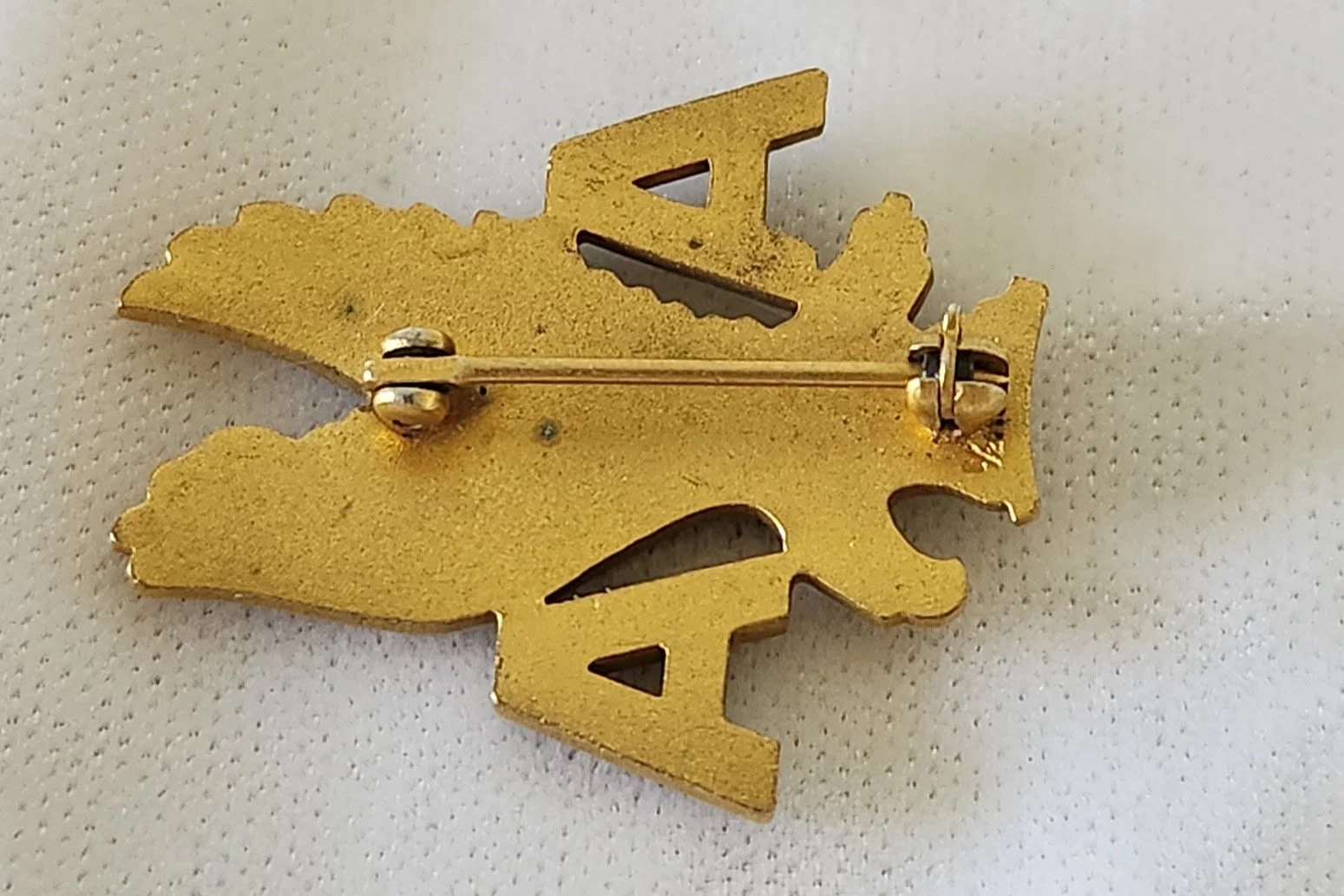 American Airlines Eagle Pin 6.jpg