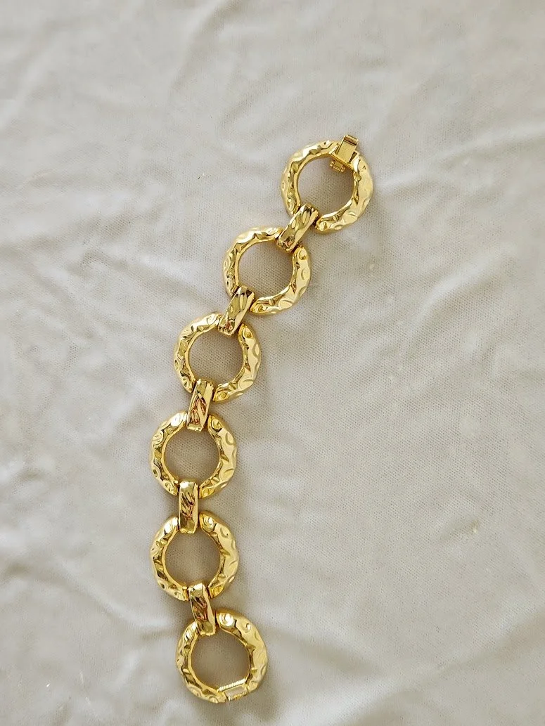 Hammered Gold Necklace Bracelet Set 3.jpg