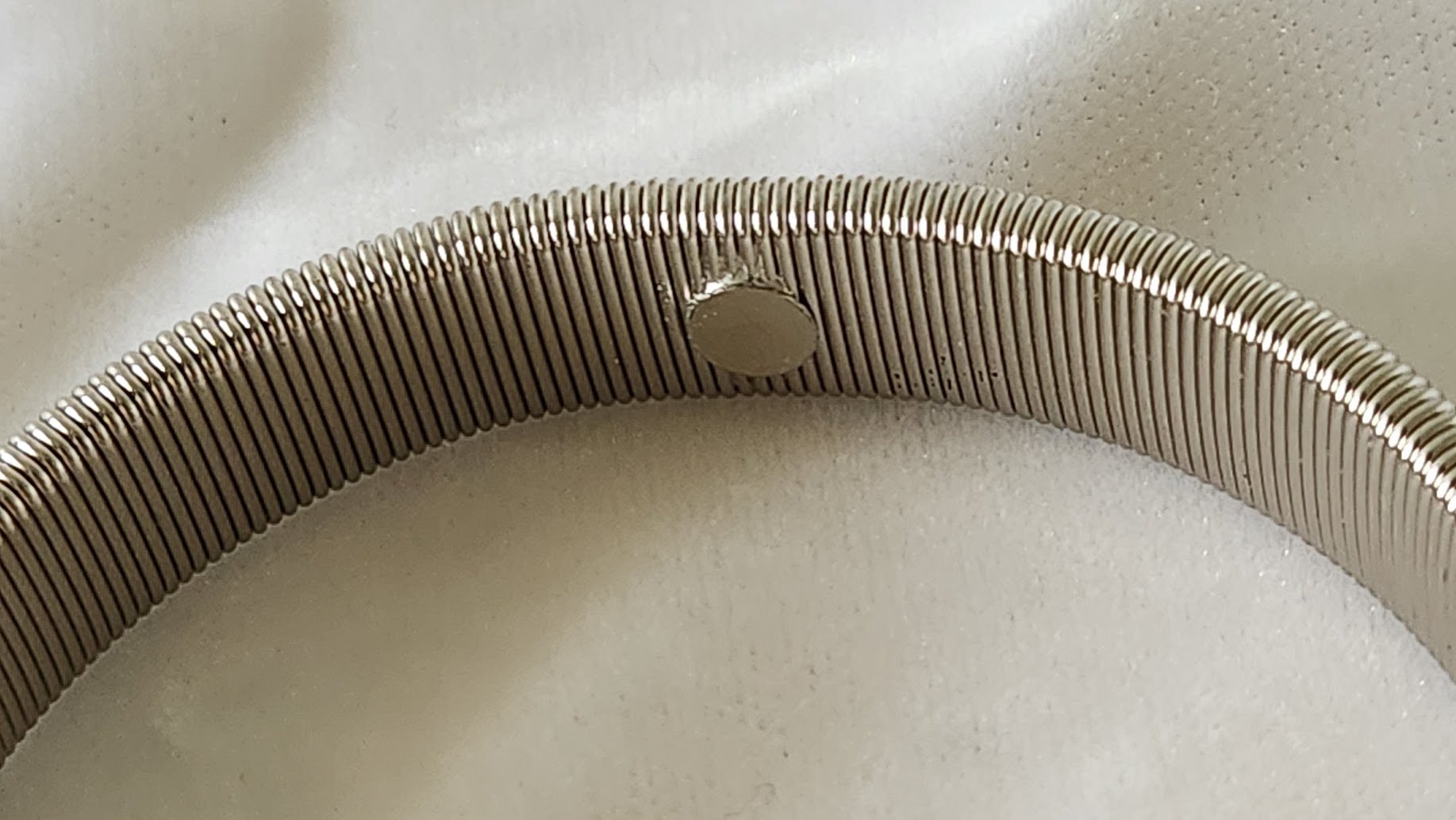 Silvertone Vintage Stretch Bracelet 4.jpg