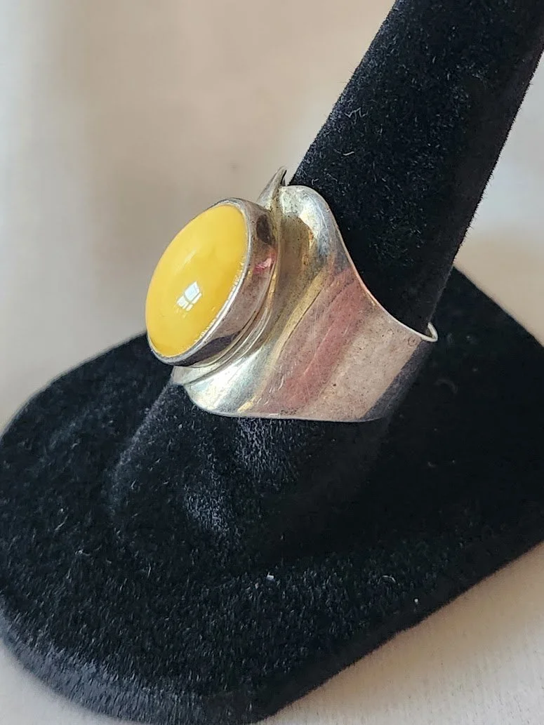 Baltic Amber Ring 10.jpg