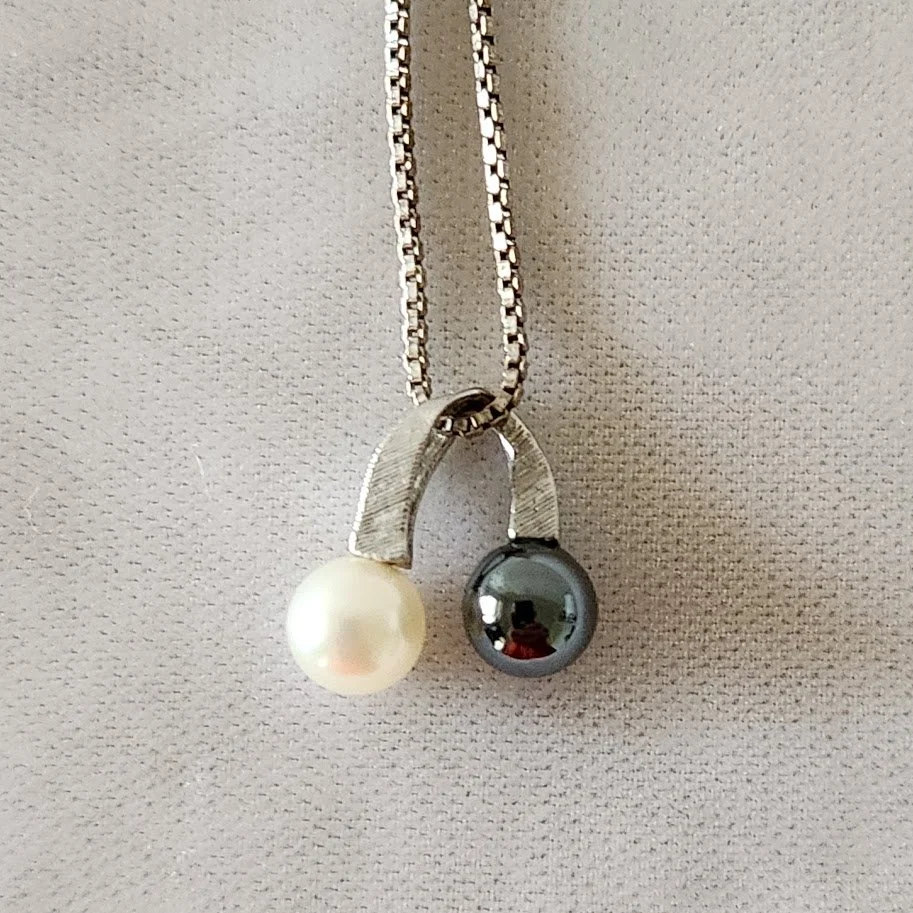 Pearl Hematite Pendant 9.jpg