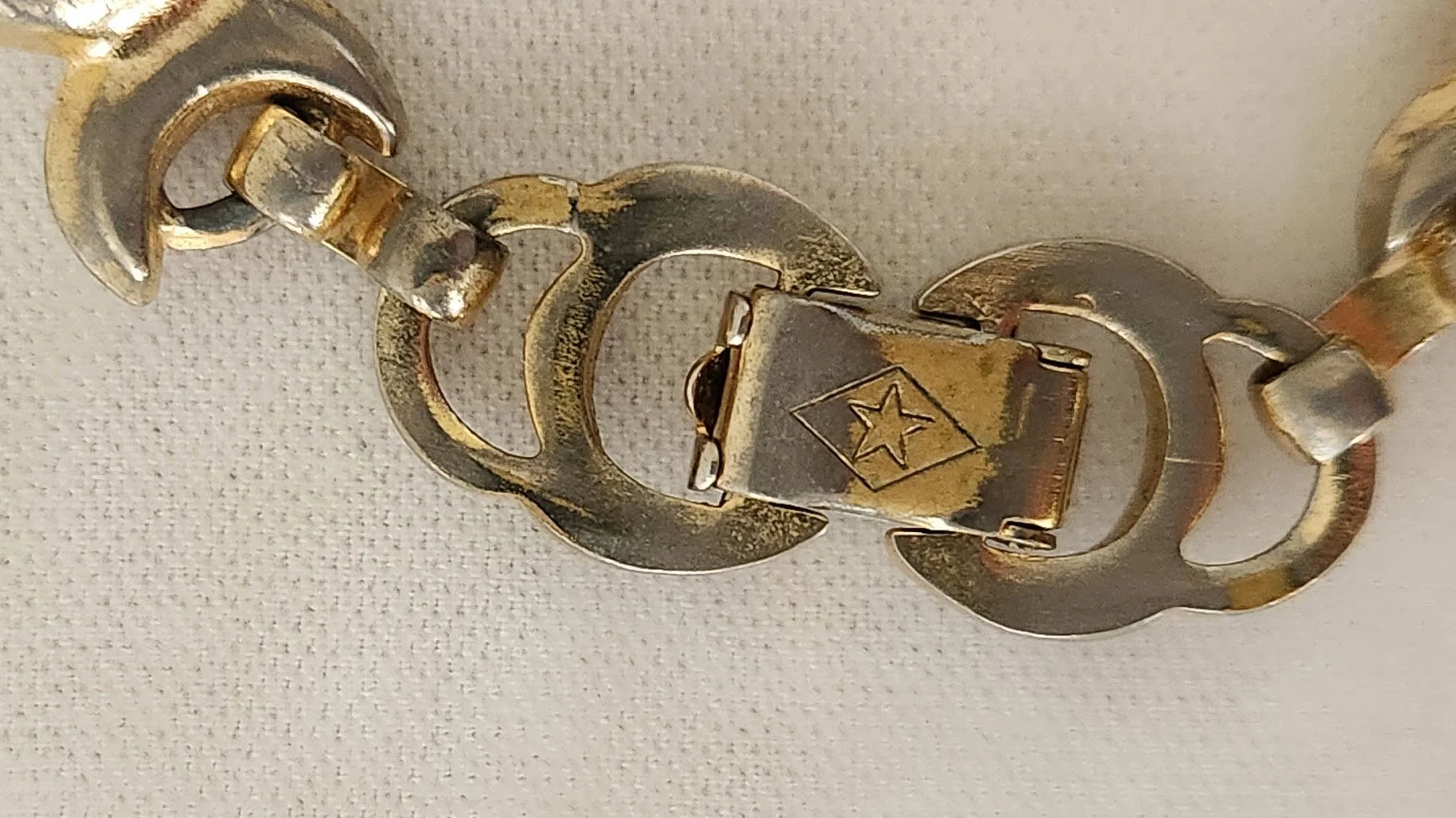 Golden Wave Link Bracelet 5.jpg