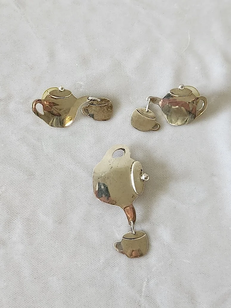 Anne Harvey Teapot Earrings Pin Set 2.jpg