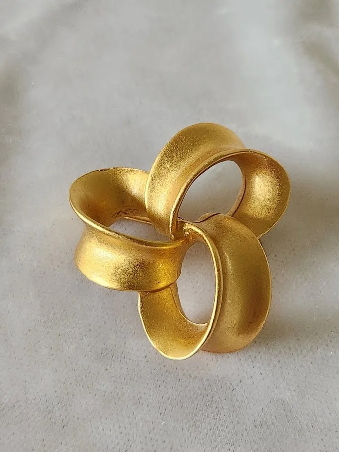 Anne Klein Loop Brooch 4.jpg