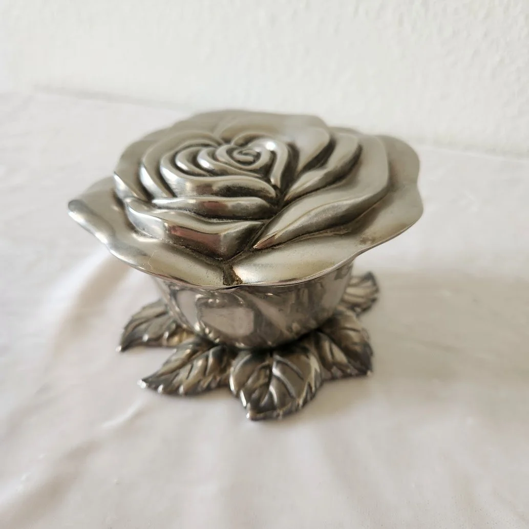 Godinger Rose Casket 9.jpg