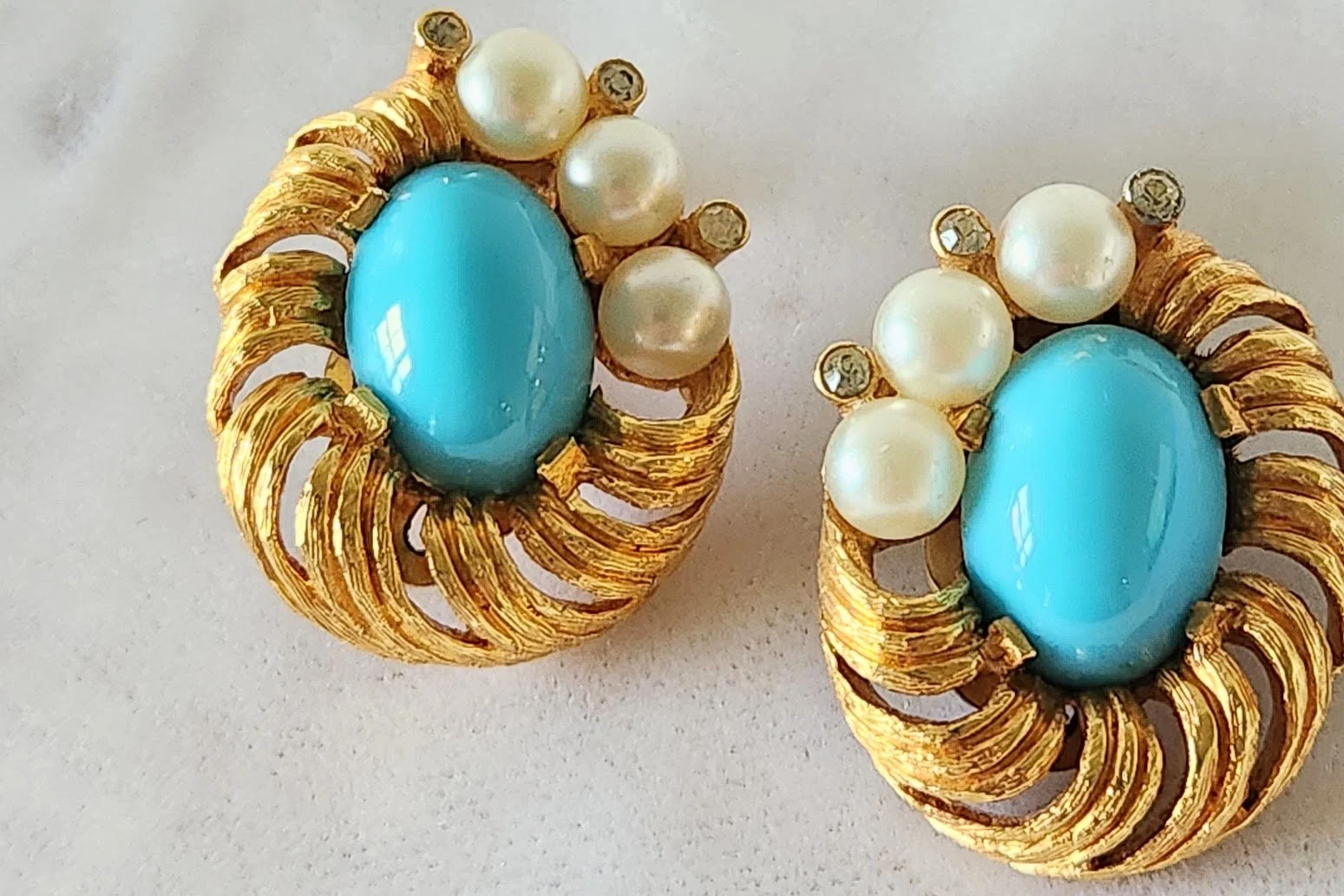 Jomaz Turquoise Pearl Earrings 3.jpg