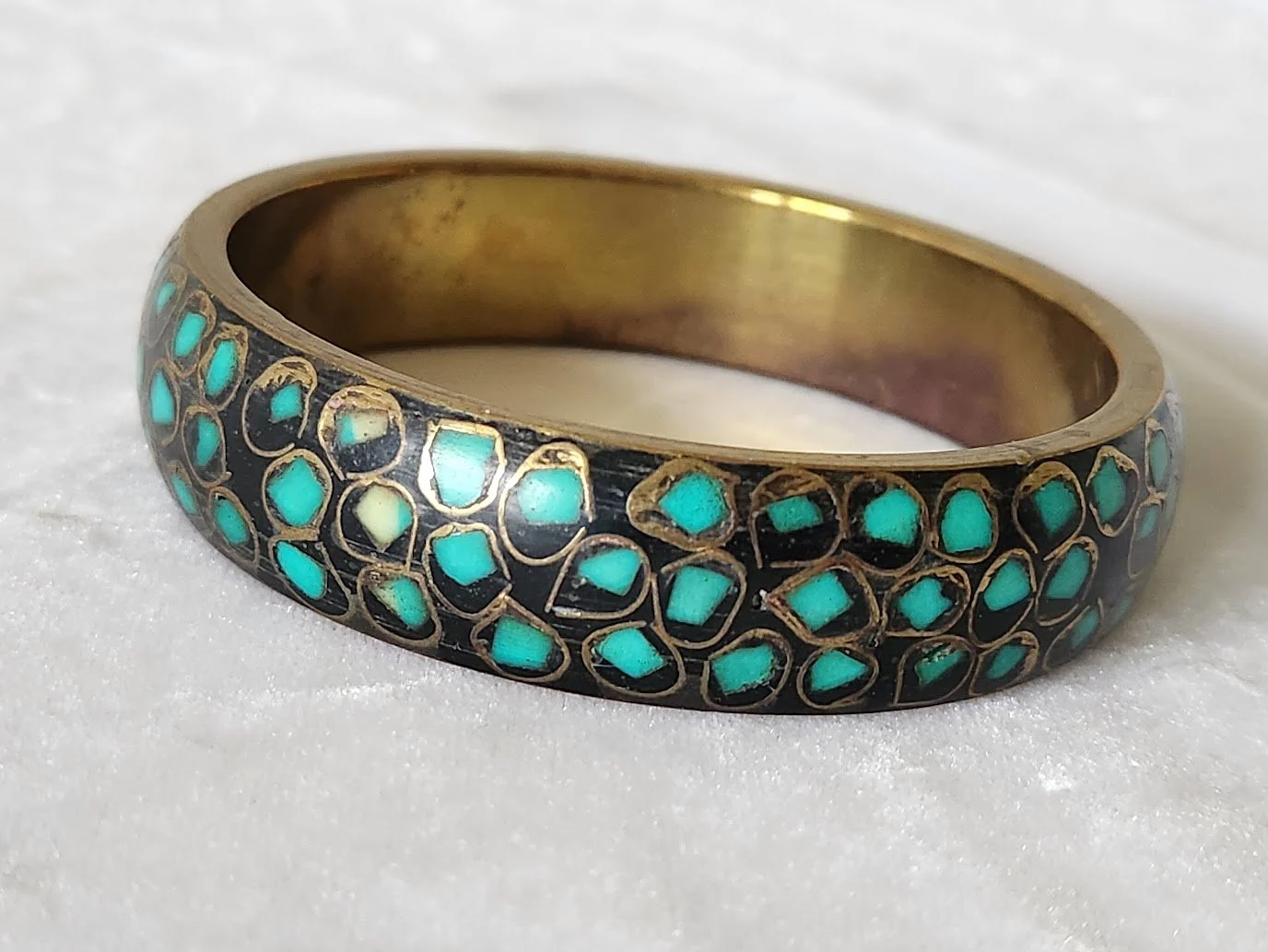 Turquoise Chip Brass Bangle 8.jpg