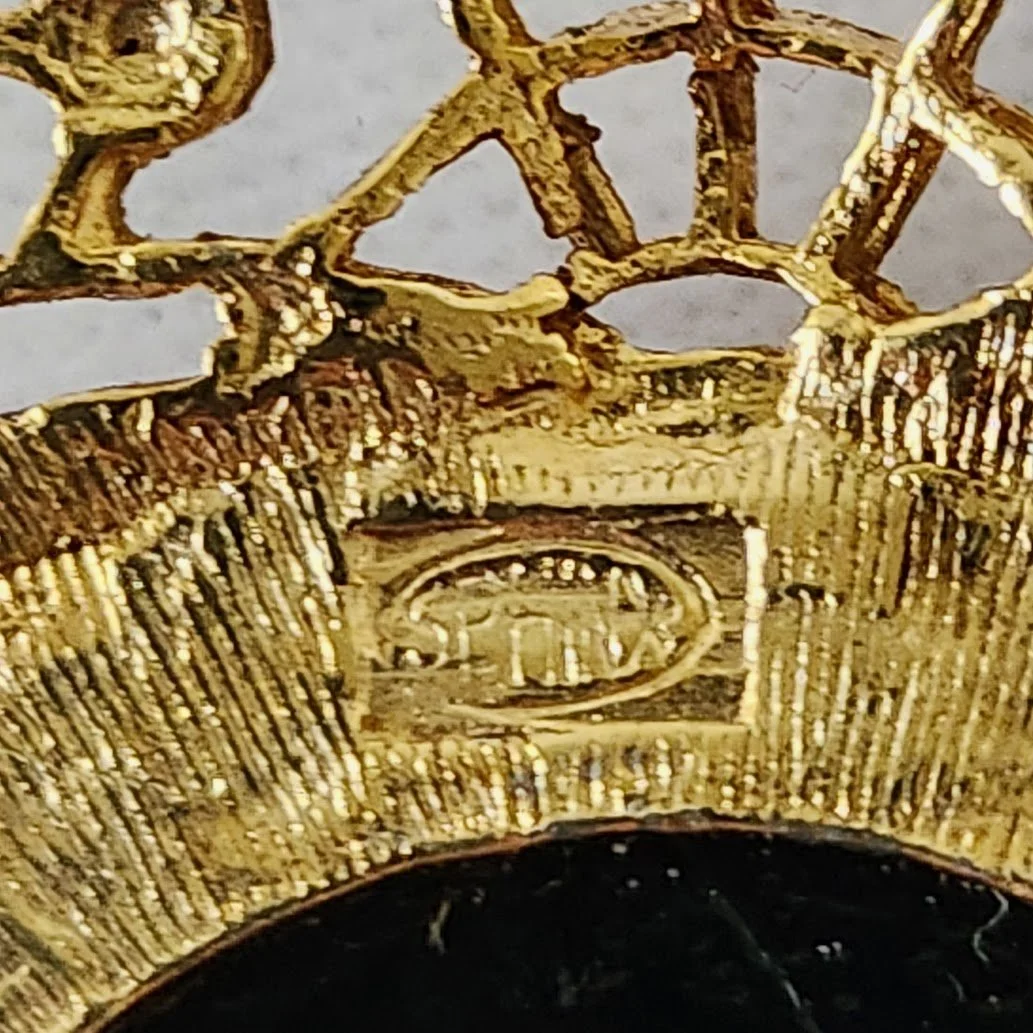 Sphinx Brooch 5.jpg