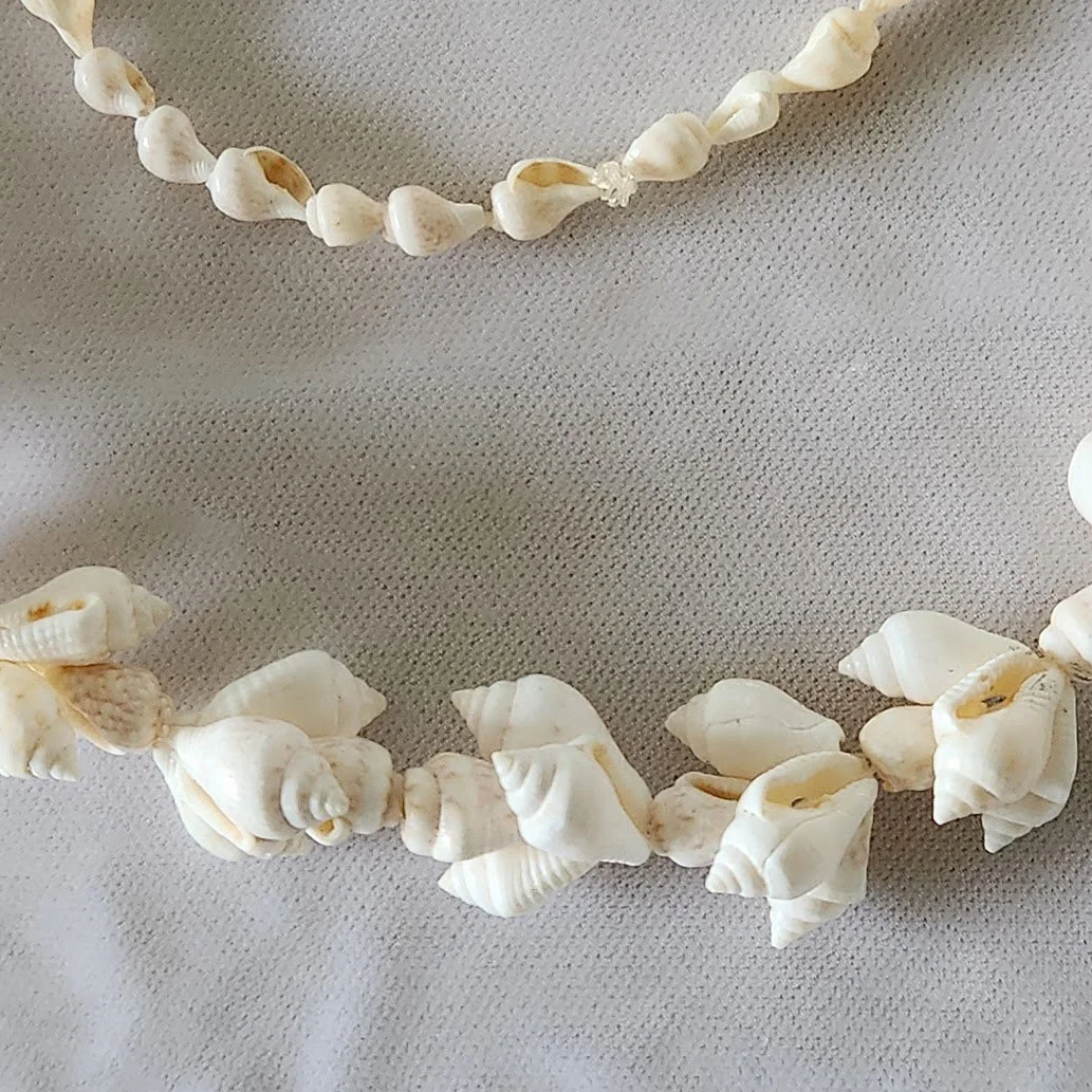 Shell Necklace 9.jpg