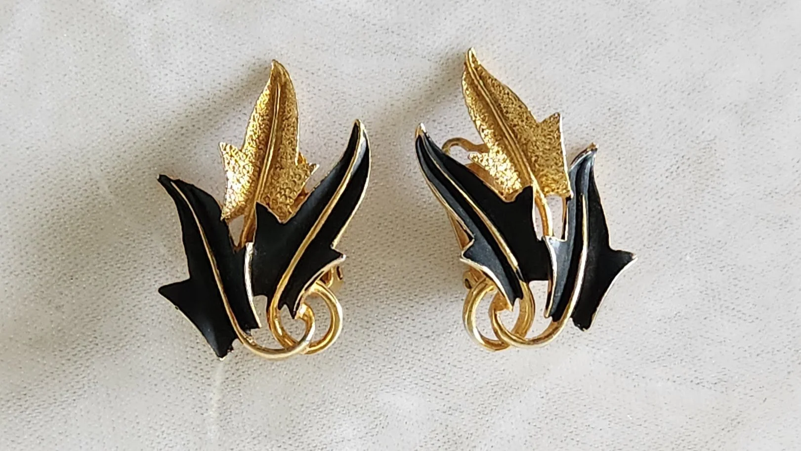 Mode Art Leaf Earrings 11.jpg