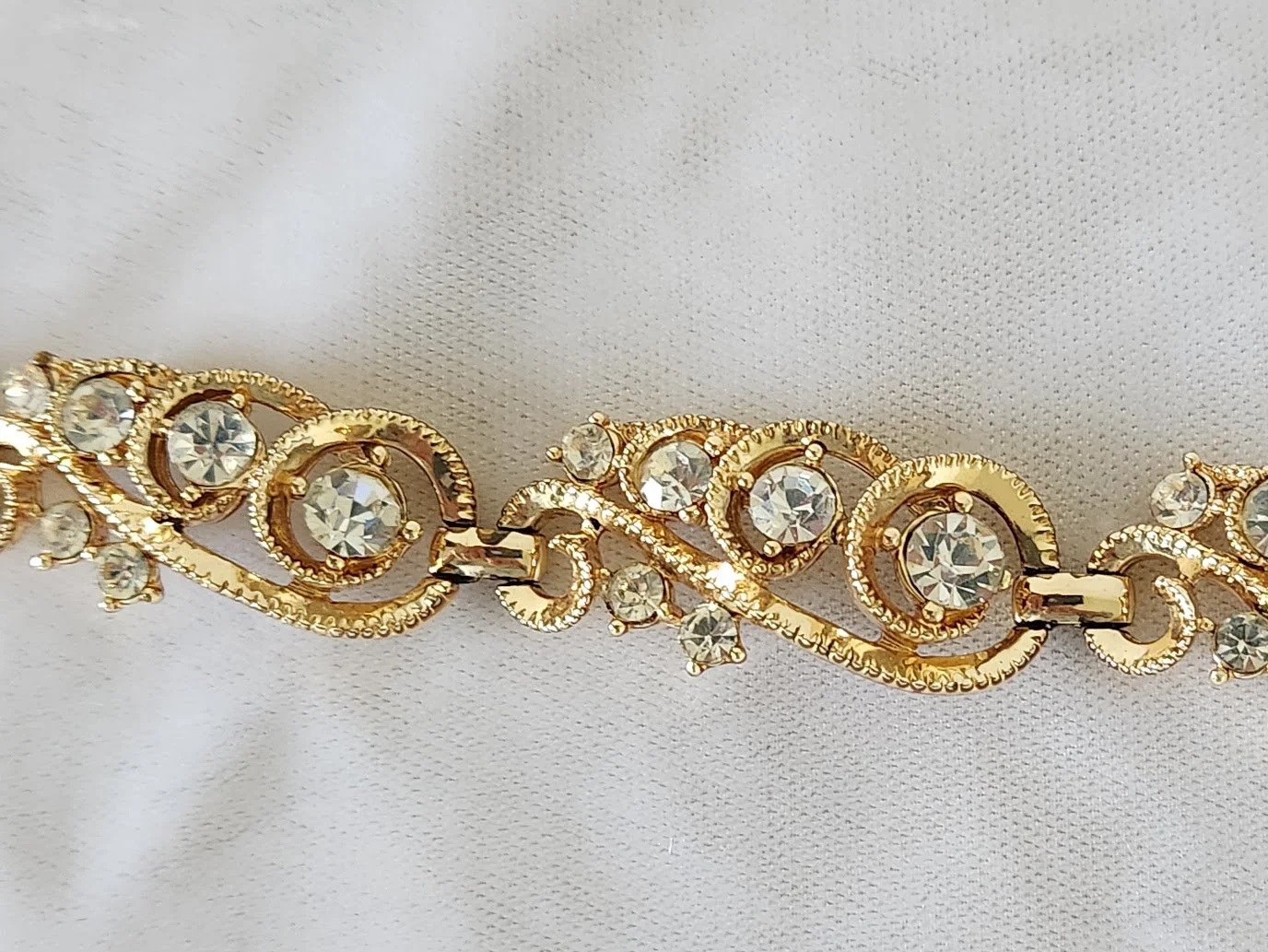Golden RS Choker Bracelet Set 11.jpg