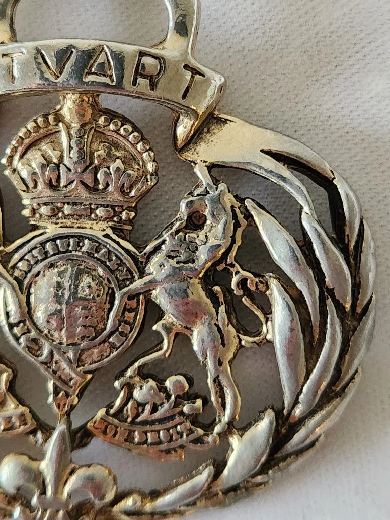 Stuart Pendant Necklace 6.jpg