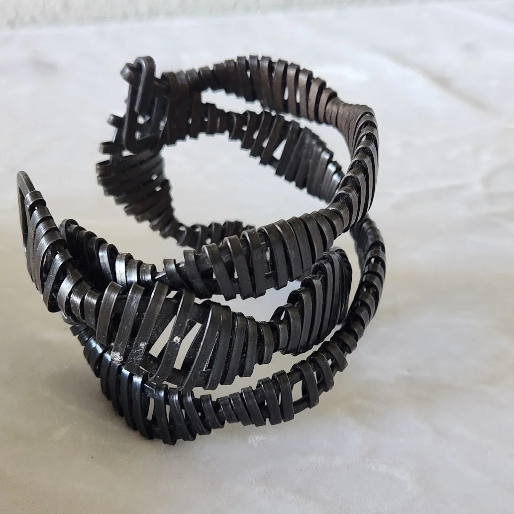 Midzic DNA Bracelet 2.jpg