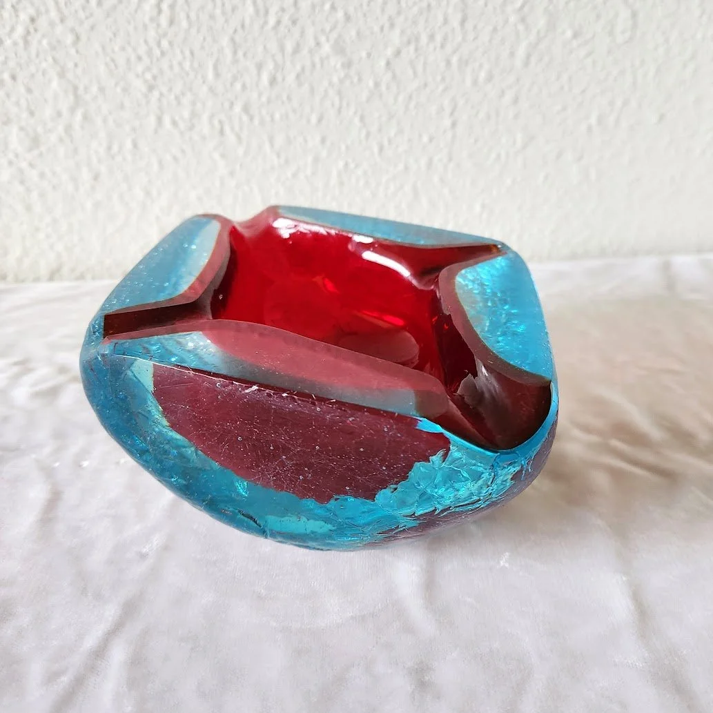 Murano Red Blue Ashtray 4.jpg