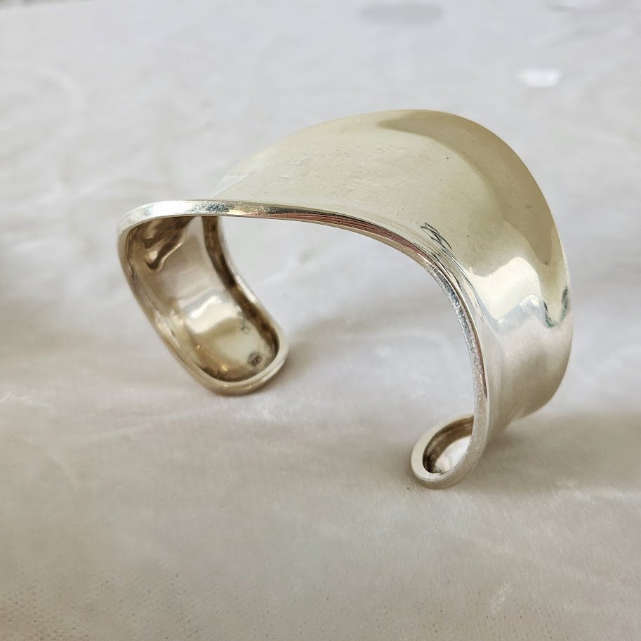 Silver Modernist Cuff Bracelet 5.jpg