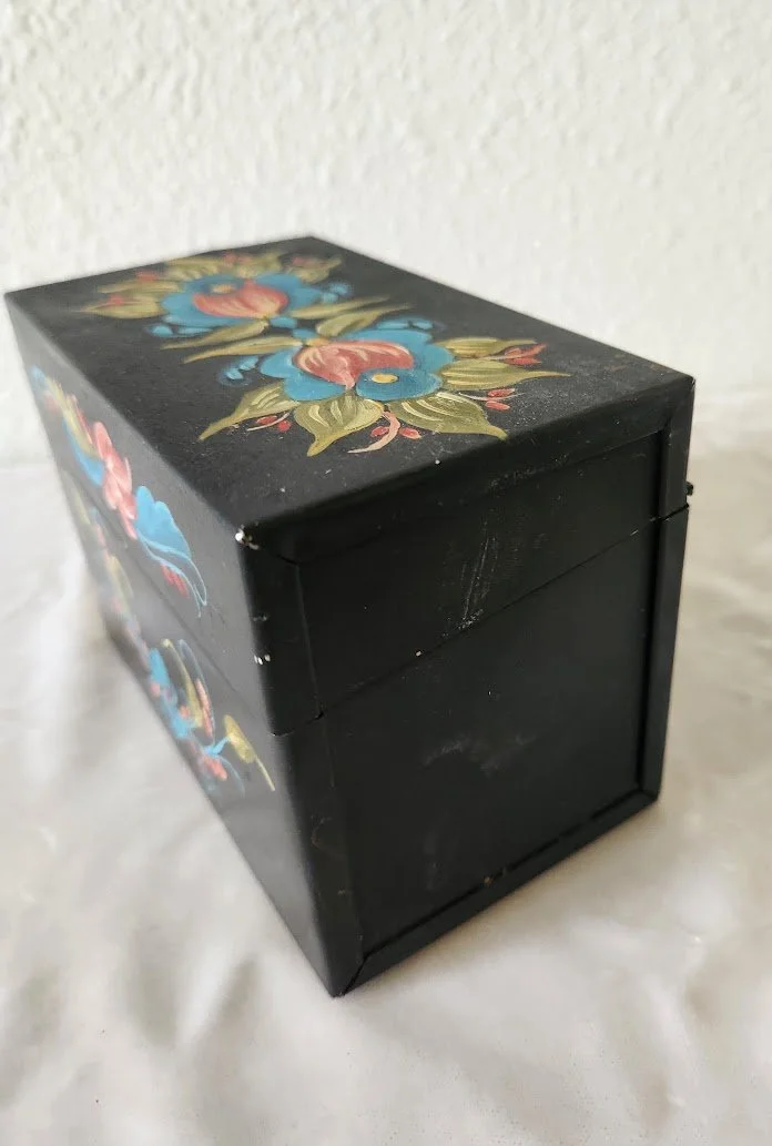 Toleware Recipe Box 8.jpg