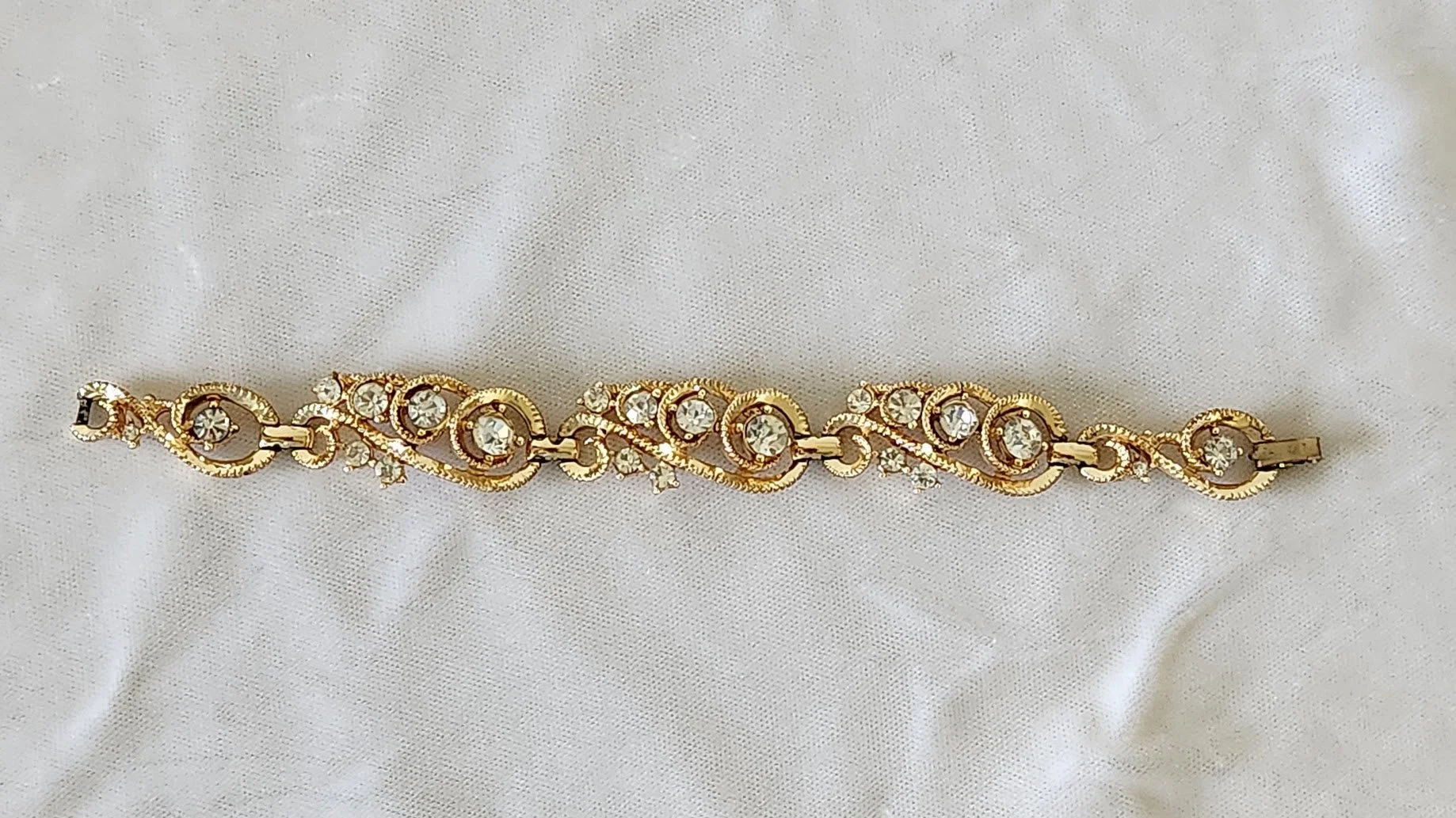 Golden RS Choker Bracelet Set 9.jpg