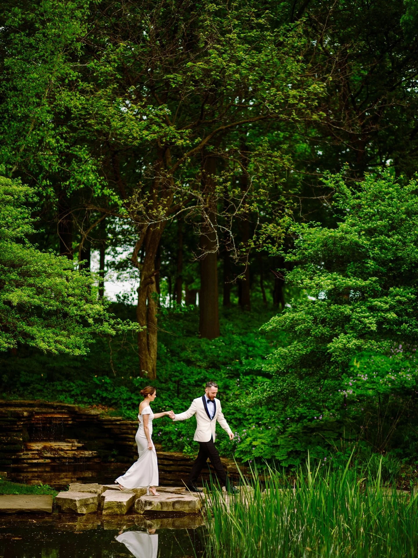 There&rsquo;s something lovely and symbolic about portraits of an about-to-be-married couple crossing water over a bridge, don&rsquo;t you think?

#chicagoweddingphotographer #chicagoweddingvenue #chicagoweddingplanner #chicagoweddings #chicagophotog