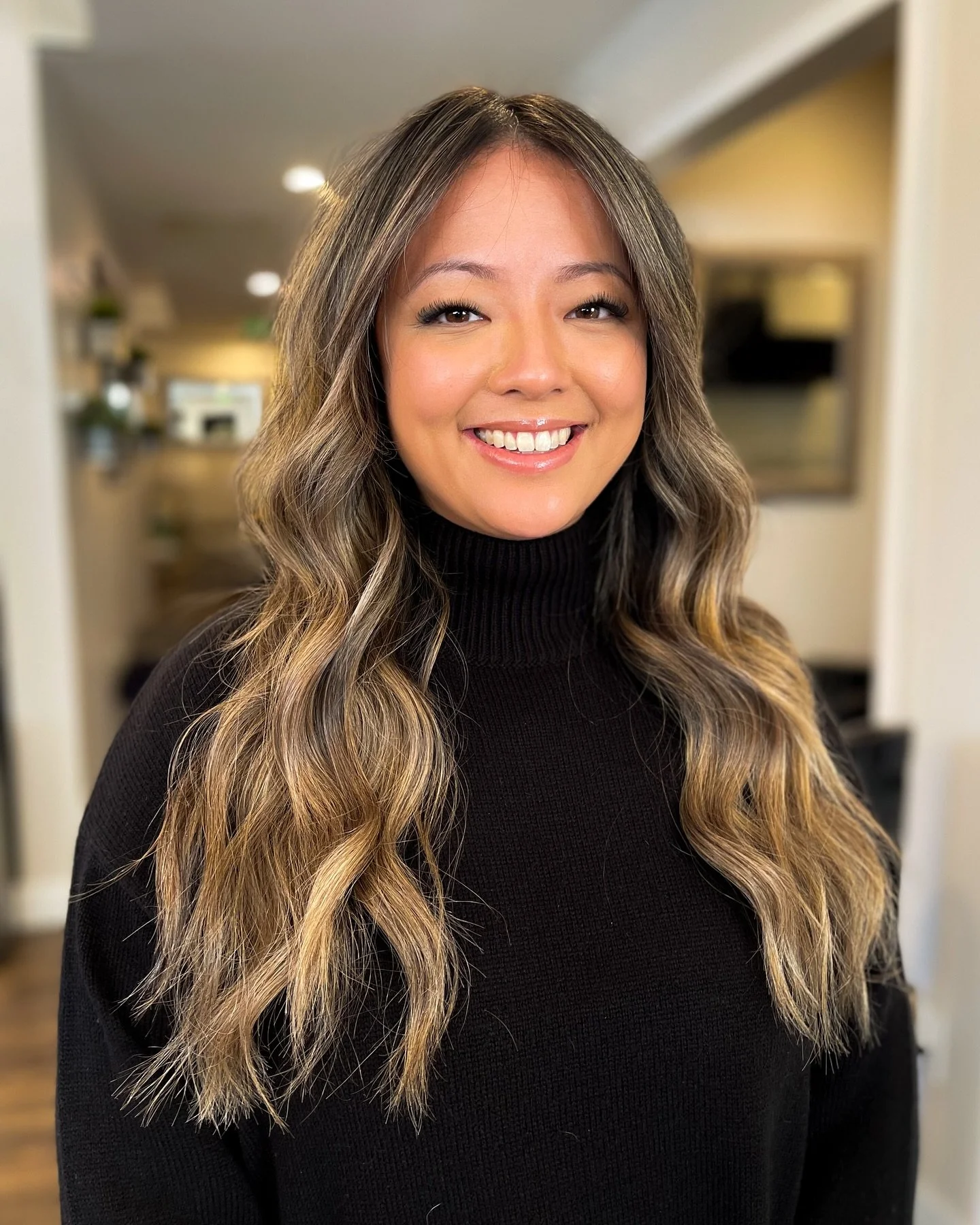 Ready to update your look for spring? 

Book your appointment today and let&rsquo;s add some dimension to your brunette! 💇&zwj;♀️✨

#DimensionalBrunette #SpringHairGoals #BrunetteHair #HairInspo #ColorTransformation #utahhairstylist #utahsalon #utah