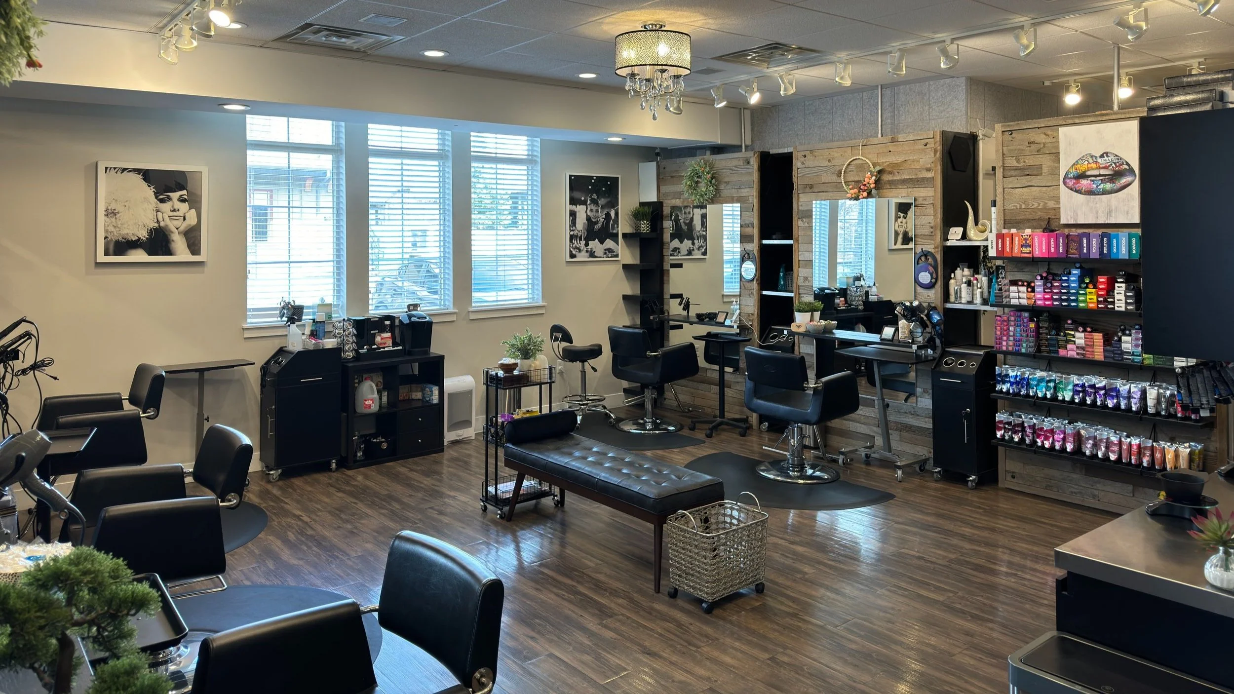 Lavish Looks salon interior in Lehi, Utah with Hair stations.jpg