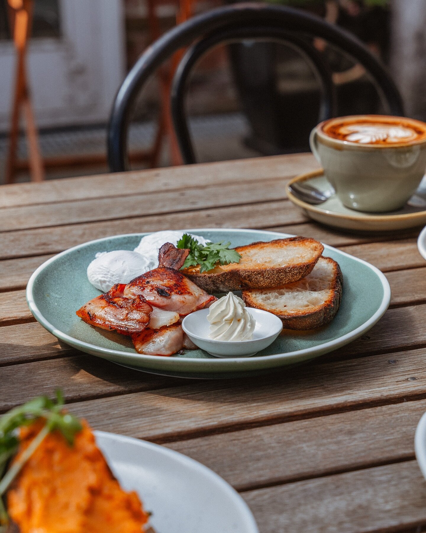 Good Morning Everyone 🌧️ 
Stay safe with all of this rain! We are still open with plenty of space for a hot breakfast &amp; a cuppa ☕️