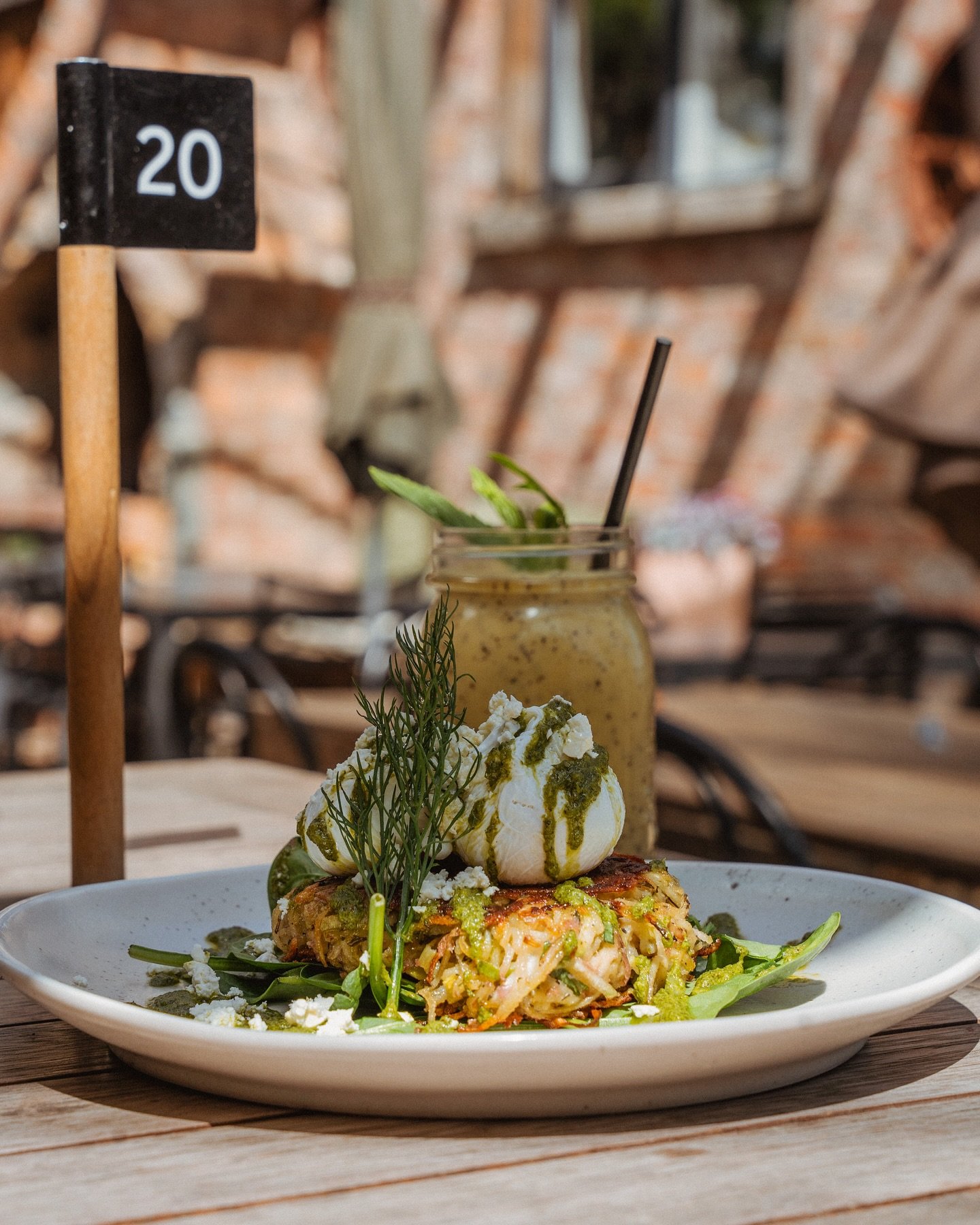 TABLE 20 GOT IT RIGHT 👏 
The sun is shining and warming up our courtyard this morning! We can&rsquo;t think of a better place to fuel up for a Sunday Funday!