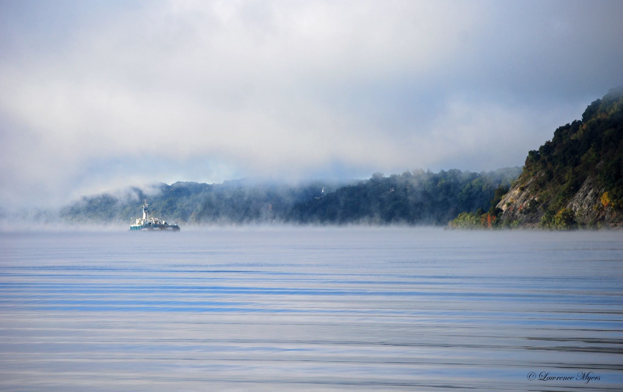 barg on the Hudson.jpeg