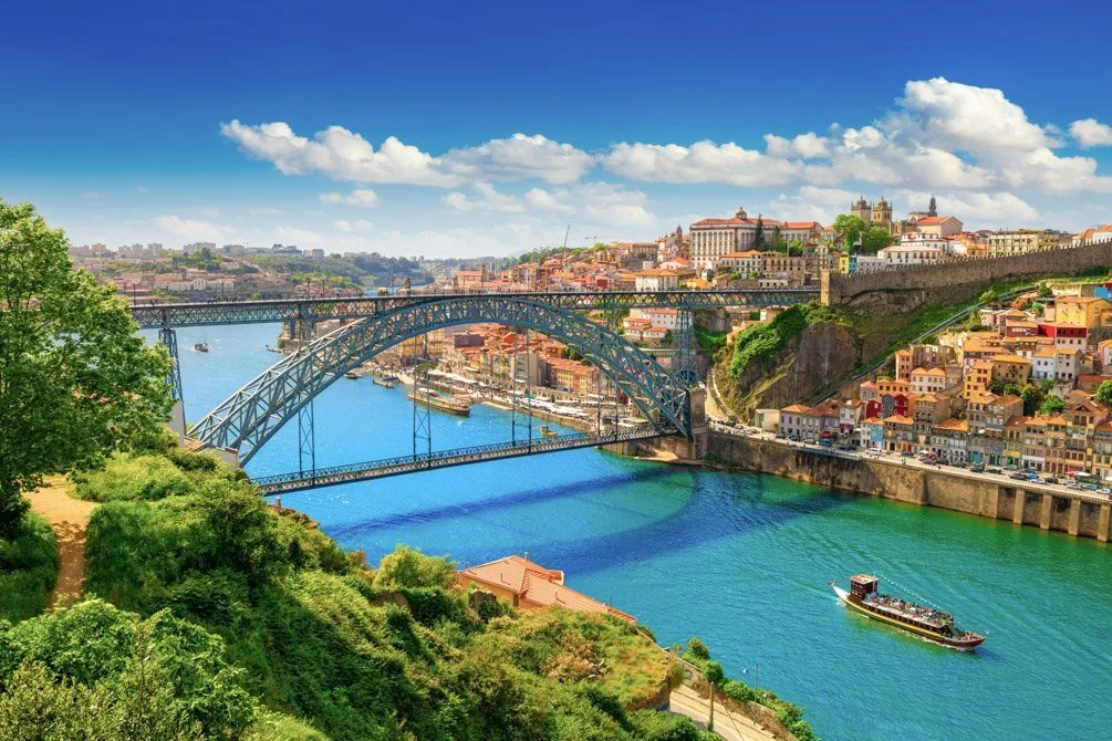 Popular Travel Packages for That Will Excite Your Auction Attendees