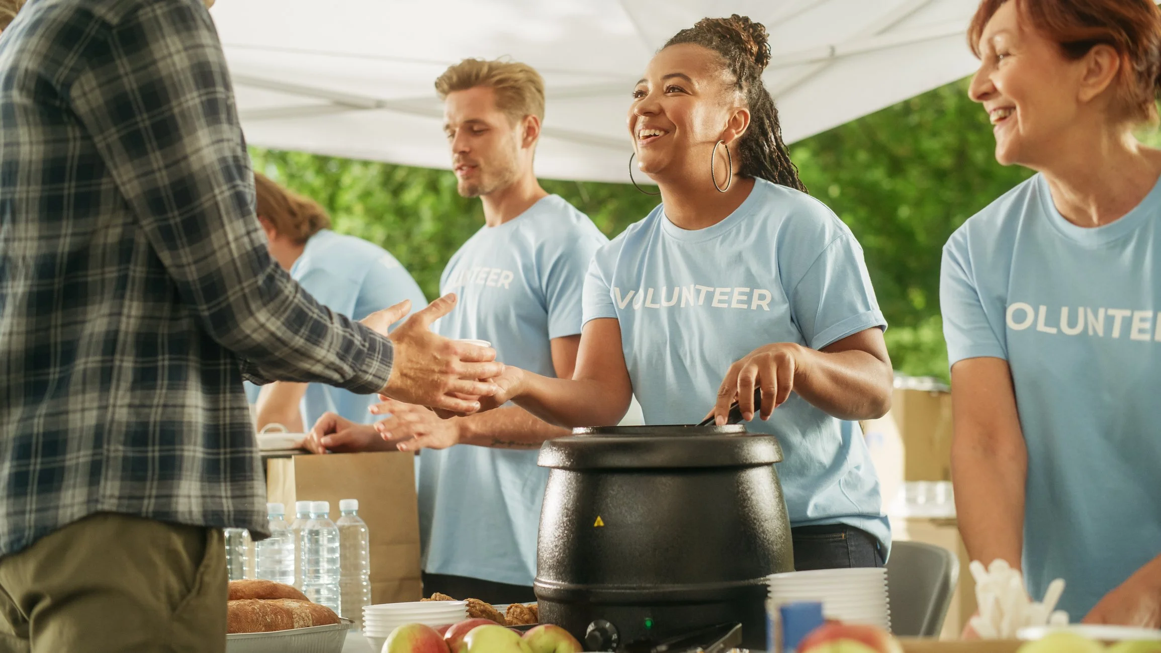 5 Thanksgiving Fundraising Ideas to Bring Your Community Together